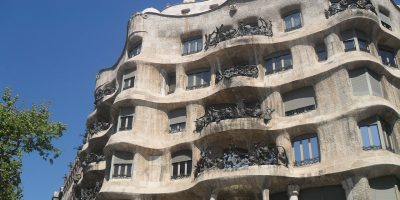 1280px-La_Pedrera_-_Casa_Milá