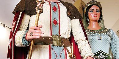 800px-214_Gegants_de_la_Ciutat_Palau_de_la_Virreina_Barcelona